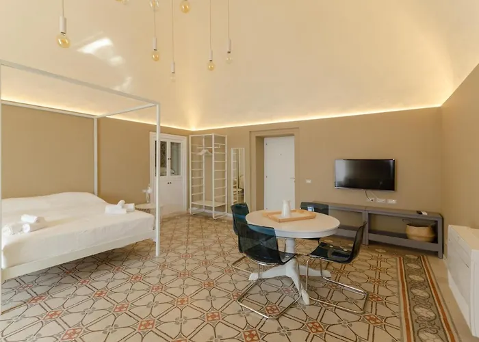 Palazzo Junno Dimora D'epoca Апартаменты *